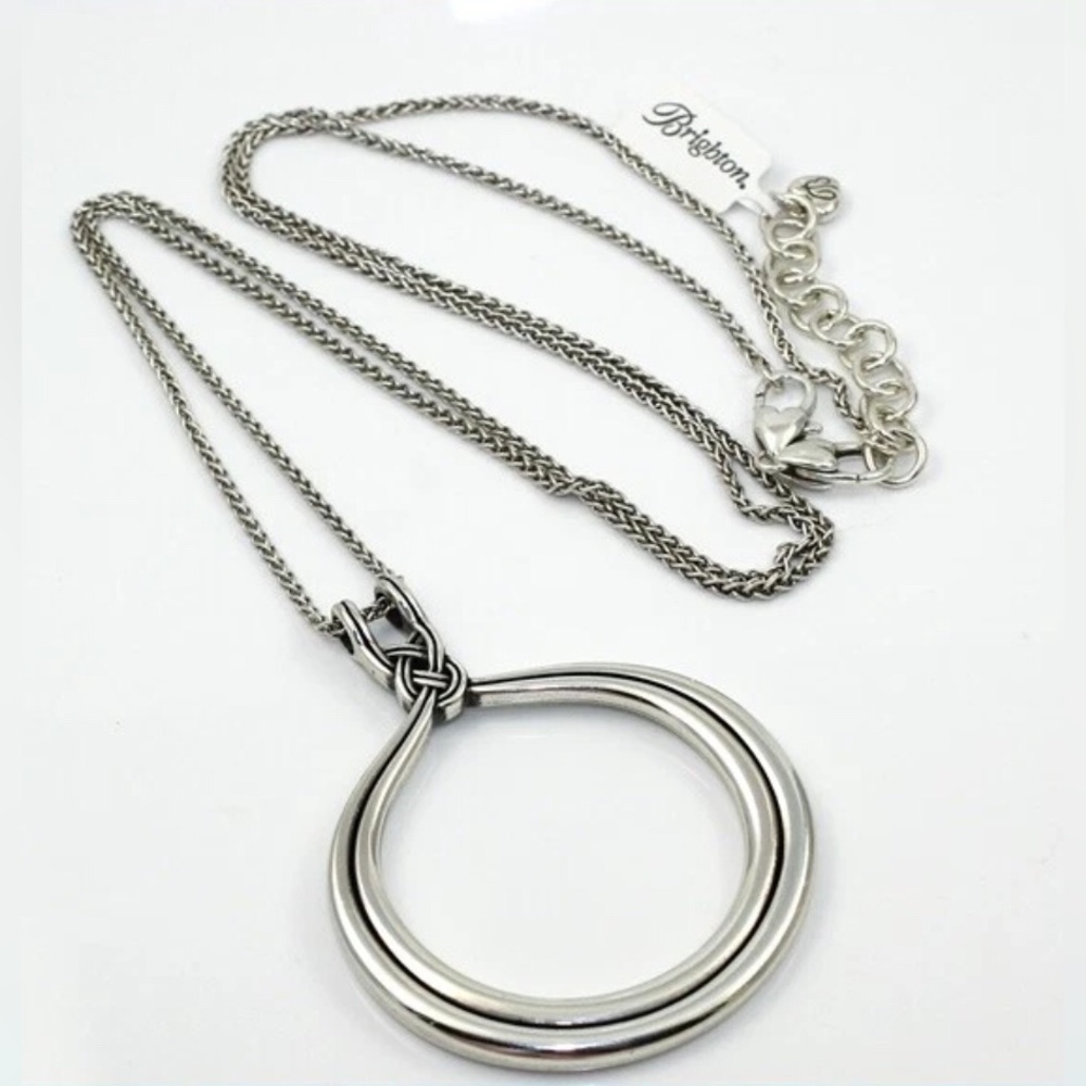 Brighton’s Interlok Circle Convertible Nnecklace.